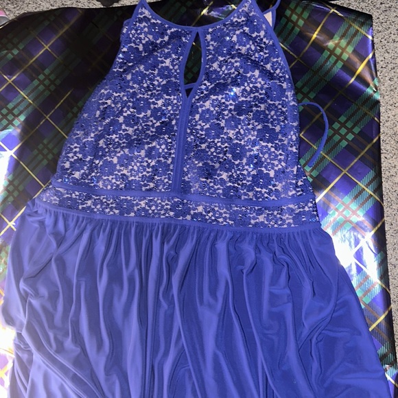 Long Sparkly Blue Dress NW Woman - Picture 1 of 3